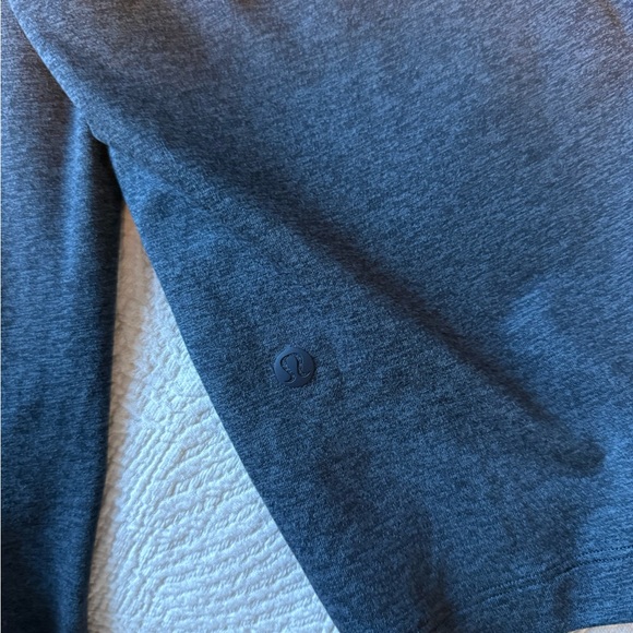 lululemon athletica Men’s Long Sleeve Quarter Zip Pullover - Dark Heather Blue - Picture 2 of 3